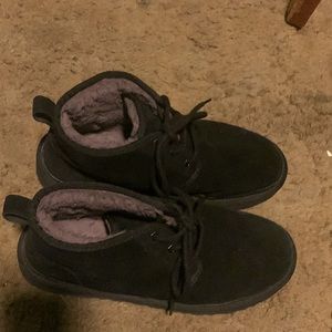 Selling Uggs men Black shoes, Size 11